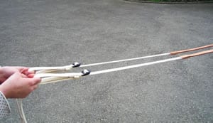 Fahrleinen in der Hand